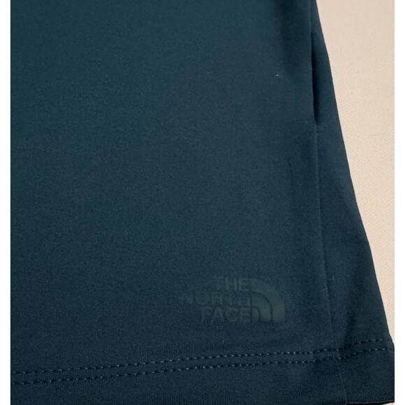 The North Face Women's Forest Green Boxy Short Sleeve T-Shirt Sz M Soft - Picture 2 of 5